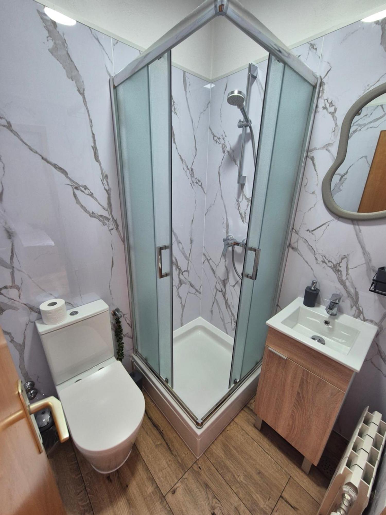 Guesthouse Varnica Каштел-Лукшич Экстерьер фото